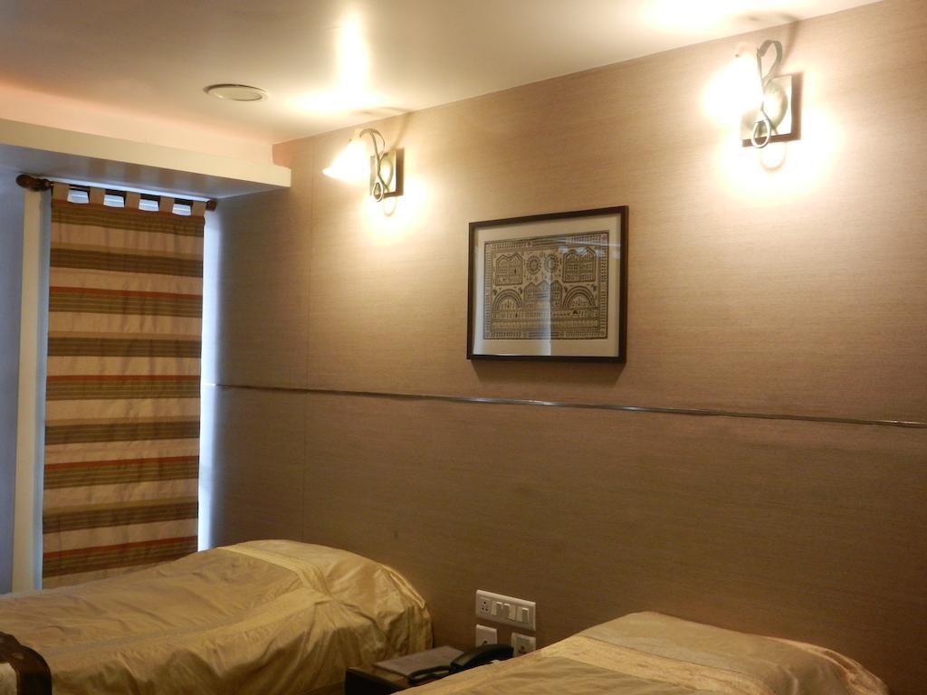 Brunton Heights Executive Suites Bangalore Bagian luar foto