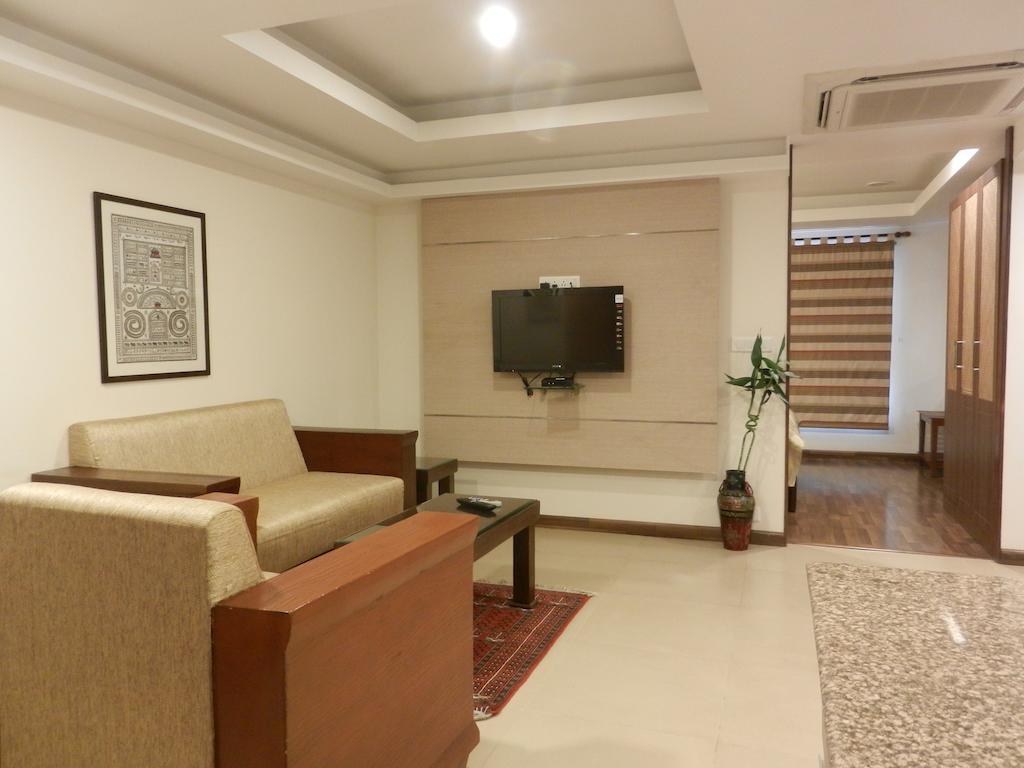 Brunton Heights Executive Suites Bangalore Bagian luar foto