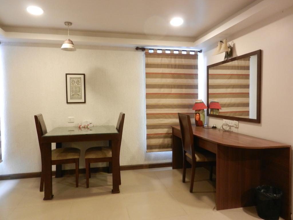 Brunton Heights Executive Suites Bangalore Bagian luar foto