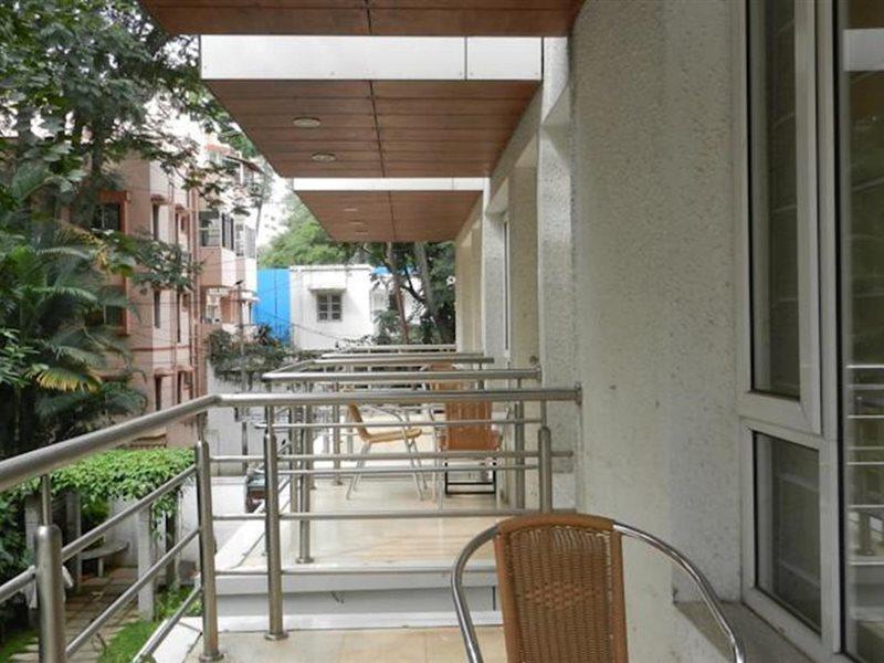 Brunton Heights Executive Suites Bangalore Bagian luar foto