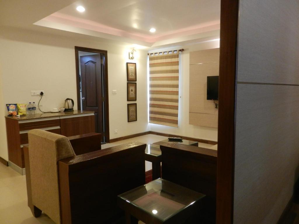 Brunton Heights Executive Suites Bangalore Bagian luar foto